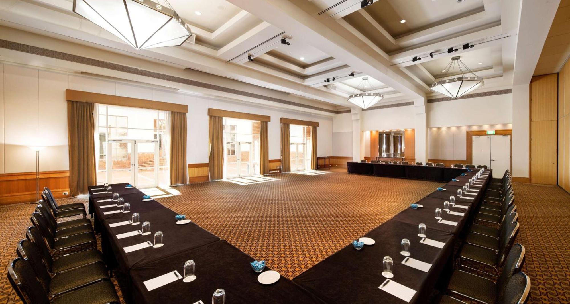 Hyatt Hotel Canberra - A Park Hyatt Hotel Zewnętrze zdjęcie