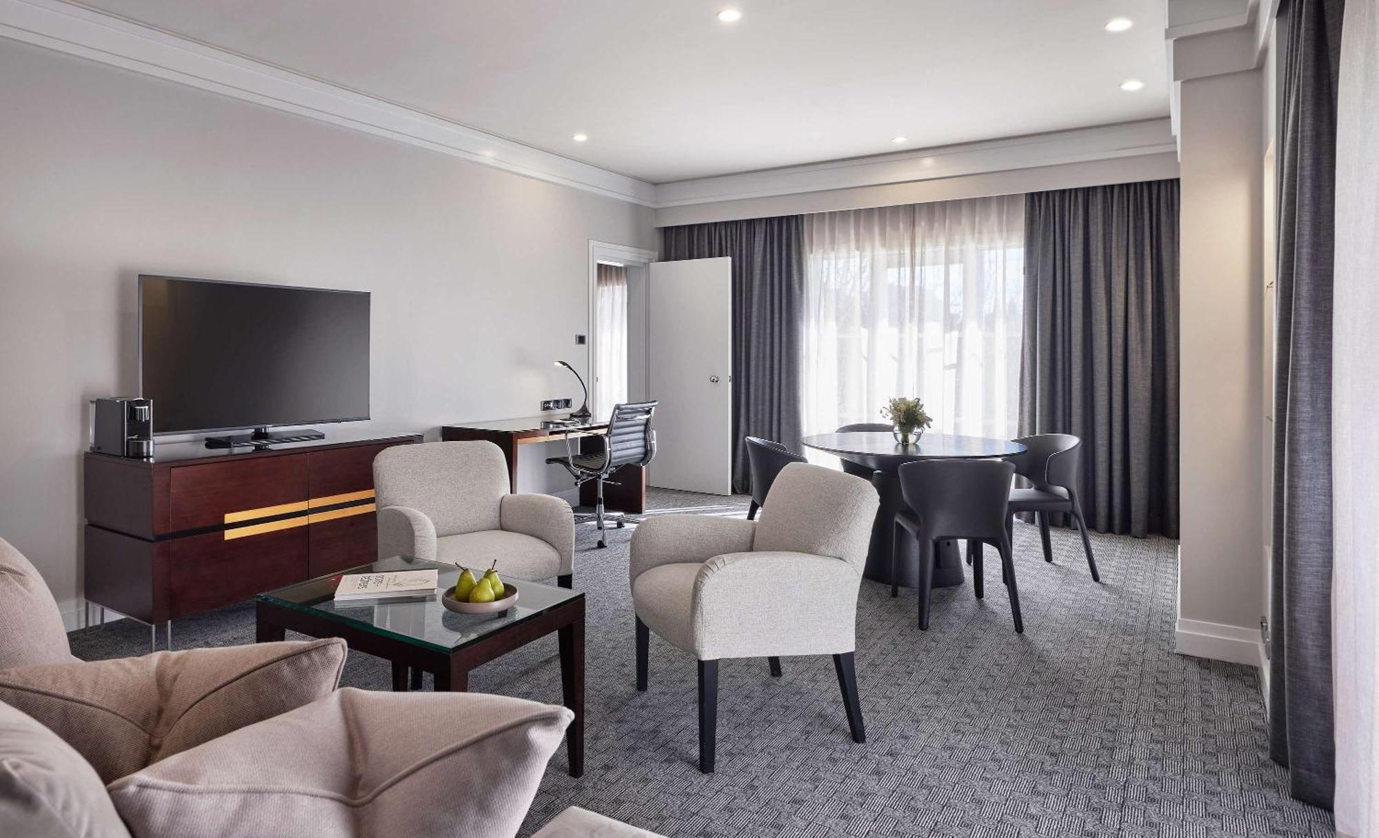 Hyatt Hotel Canberra - A Park Hyatt Hotel Zewnętrze zdjęcie
