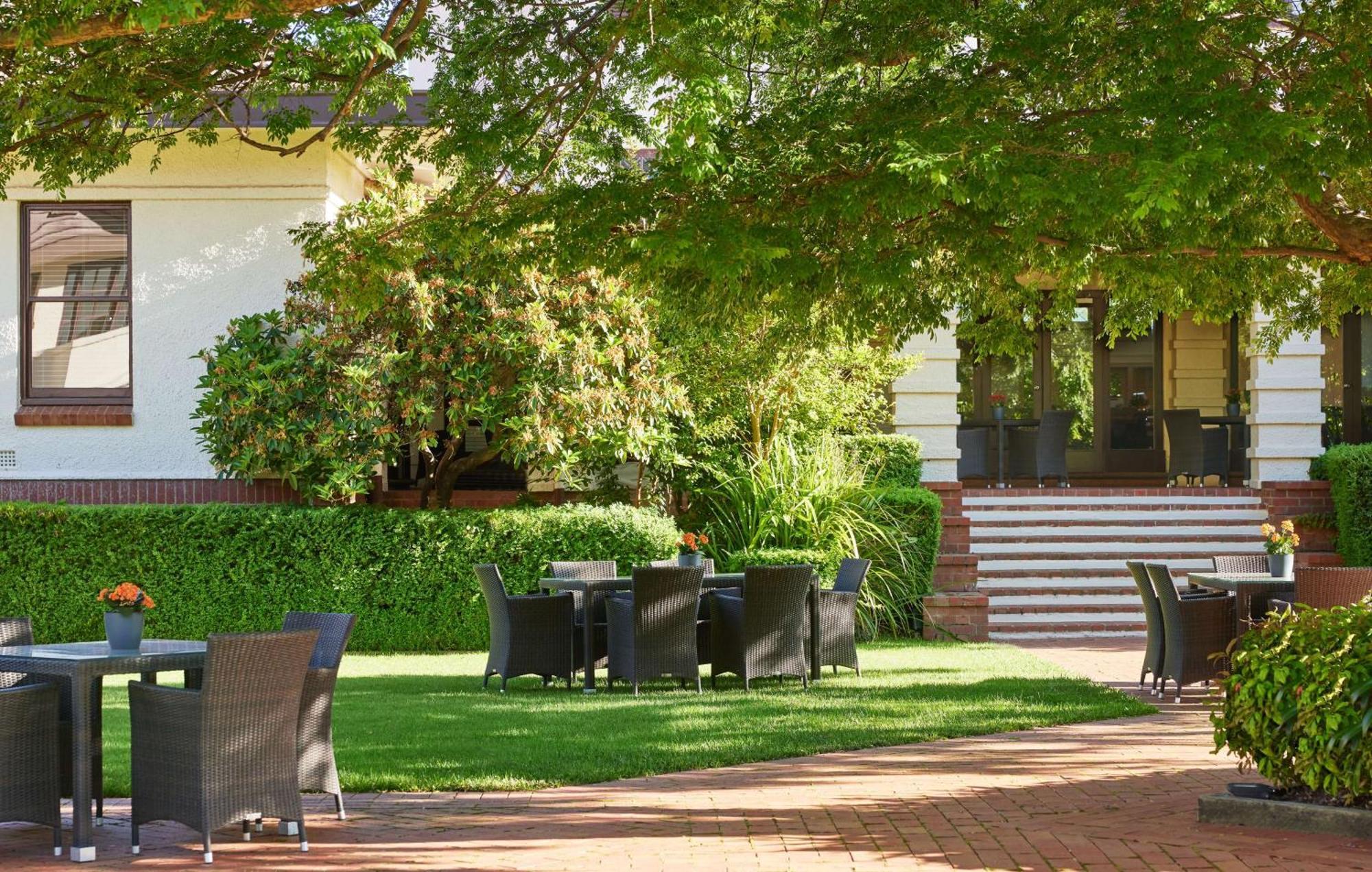 Hyatt Hotel Canberra - A Park Hyatt Hotel Zewnętrze zdjęcie